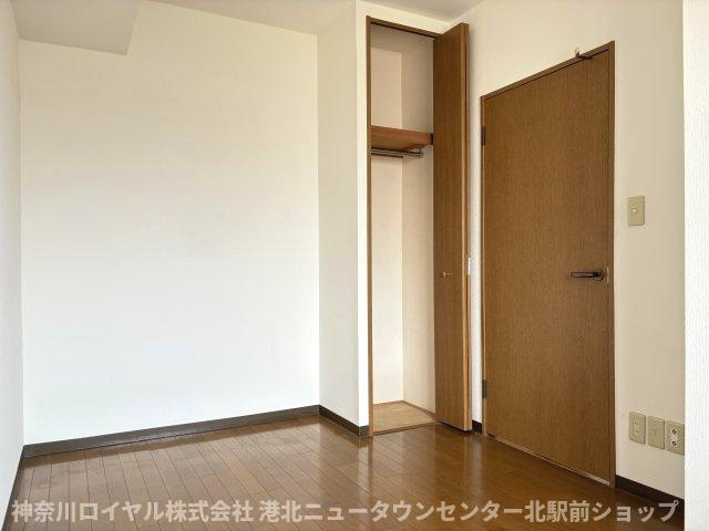 【寝室】