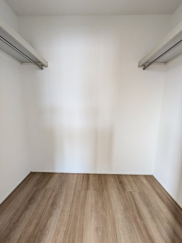 【小名浜住吉5期】　4号棟　◆新生活応援キャンペーン中♪の収納|◆収納スペースの写真です◆　各部屋にはクローゼットを完備しています！収納が多いお家はすっきりして快適空間です♪