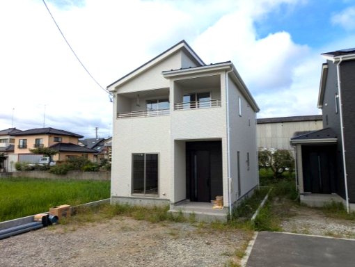 【小名浜住吉5期】　4号棟　◆新生活応援キャンペーン中♪の外観|一緒に理想の住まいを見つけましょう！（＾＾）
お住まいの相談だけでなく、地域の事についても是非お気軽に尋ねてください！
お問い合わせは不動産プラスまで☆

