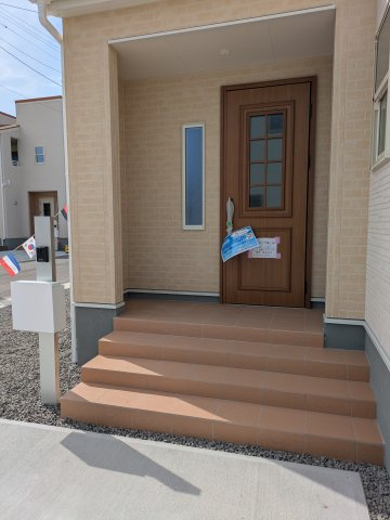 いわき市泉町滝尻第2　7号棟　＼デザイナーズ新築一戸建てが誕生／の洋室|同施工◆収納スペースの写真です◆　衣類やカバンなどたっぷりと収納可能です！生活感のあるものを隠して置けるからお部屋をスッキリと見せやすいです。





