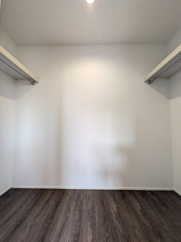 【小名浜住吉5期】　1号棟　◆新生活応援キャンペーン中♪の収納|大きなものも収納できそうです