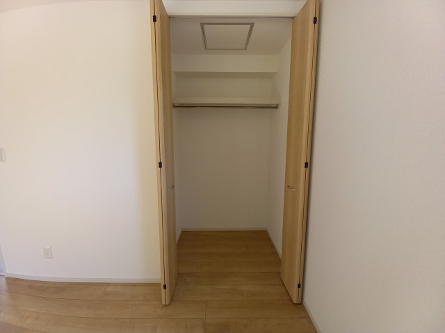 【小名浜住吉5期】　3号棟　◆新生活応援キャンペーン中♪の収納|同施工　◆収納スペースの写真です◆　十分な広さがあるので収納には困りませんね♪
部屋をいつもすっきり保つことができます♪
生活スペースに余分な家財を置かずにスッキリと使えそう！

