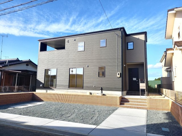 【いわき市平沼ノ内第7／全1棟】　デザイナーズ新築建売　パントリー・WIC付！の外観|同施工◆
一緒に理想の住まいを見つけましょう！（＾＾）
お住まいの相談だけでなく、地域の事についても是非お気軽に尋ねてください！
お問い合わせは不動産プラスまで☆

