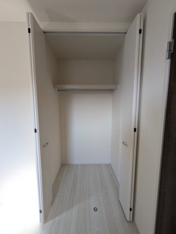 【いわき市平上荒川第4／全2棟　2号棟】　平第五小・平第三中の収納|収納豊富です