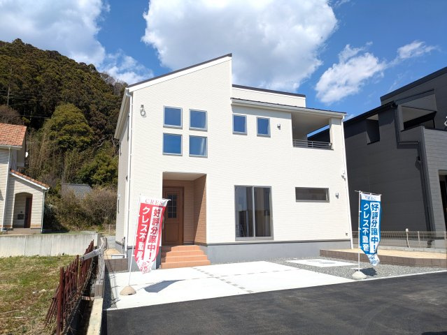 【いわき市平上荒川第4／全2棟　1号棟】　平第五小・平第三中の外観|◆外観の写真です◆　
お洒落な新築は気分が上がりますね♪　新しい暮らしをお楽しみいただけます！！家に帰宅するのがより一層楽しみになります♪

