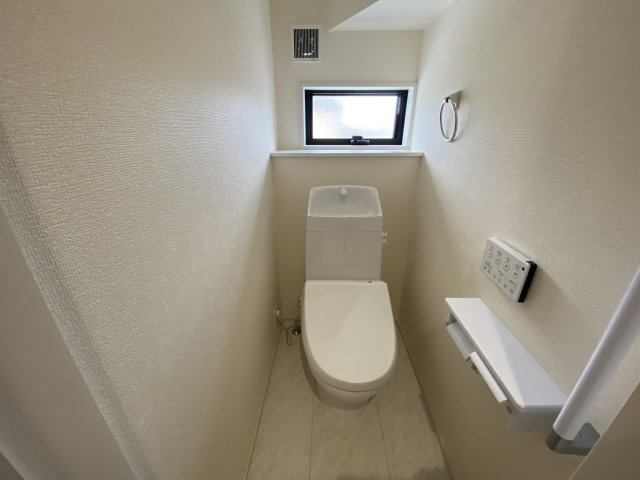 【いわき市若葉台2丁目　第5/1号棟】　◇期間限定キャンペーン開催◇のトイレ|◆ゆったりとした空間のトイレです