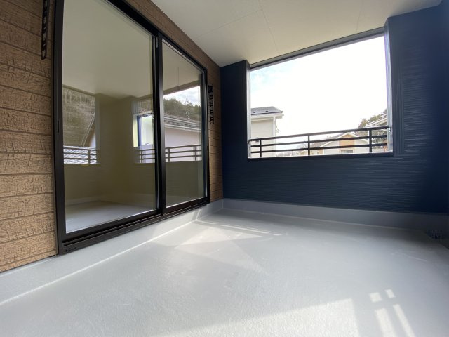 【いわき市若葉台2丁目　第5/1号棟】　◇期間限定キャンペーン開催◇のバルコニー|◆バルコニーの写真です◆たくさん干せてよく乾き、いつもふかふかの洗濯物！心地よい日差しやさわやかな風を感じることができます。

