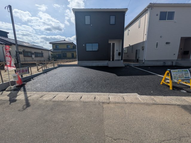 ◆＜期間限定キャンペーン開催♪＞【小名浜花畑町第4】　全2棟／2号棟！の玄関|落ち着いた玄関です