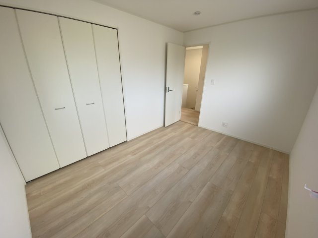 ◆＜期間限定キャンペーン開催♪＞【小名浜花畑町第4】　全2棟／1号棟！の洋室|同施工■□■居室の写真です■□■　
使い勝手の良い間取りなので、ご家族の状況の変化にも耐えられますね。