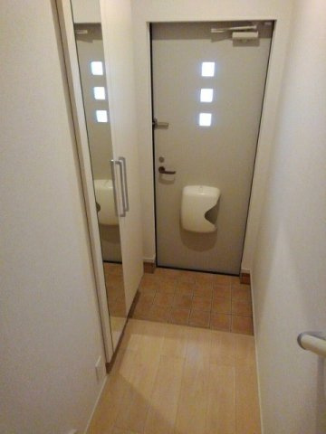 フルール・ソレイユ　Ⅰの玄関