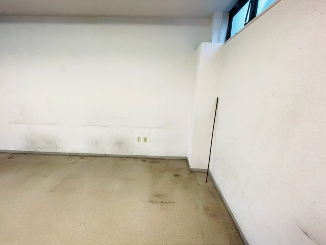 上原町貸店舗の内装
