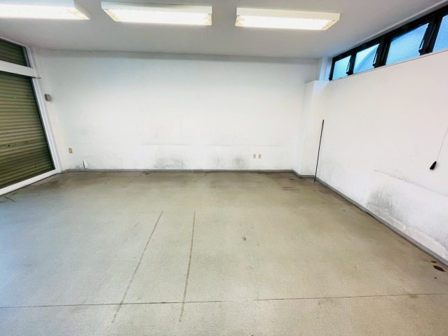 上原町貸店舗の内装
