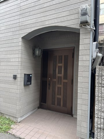 【玄関】 |  ボーダレスハウス神戸元町