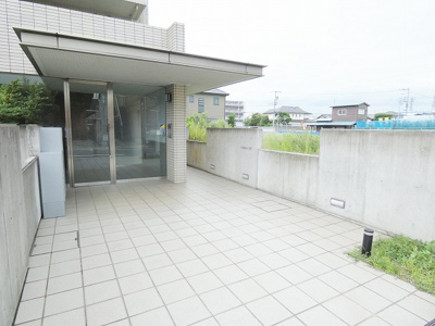 【エントランス】 | ラピス22