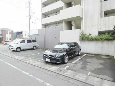 【駐車場】 | ラピス22