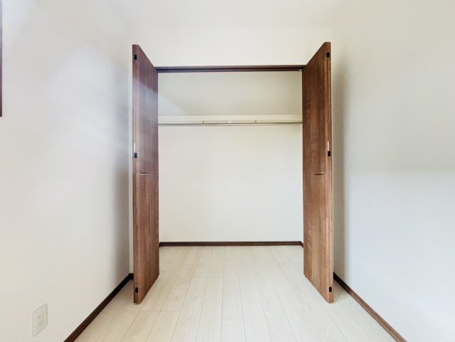 筑紫野市美咲のアパートの内装|別号数タイプ