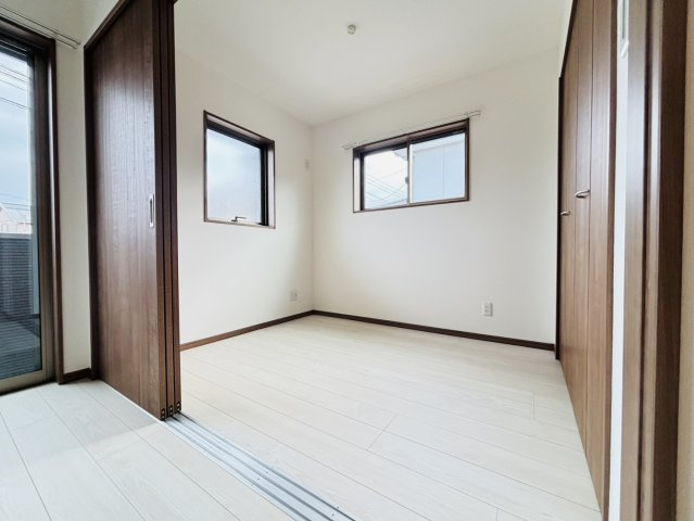 筑紫野市美咲のアパートの居間・リビング|別号数タイプ