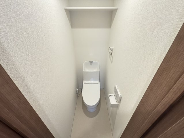 筑紫野市美咲のアパートの玄関|別号数タイプ