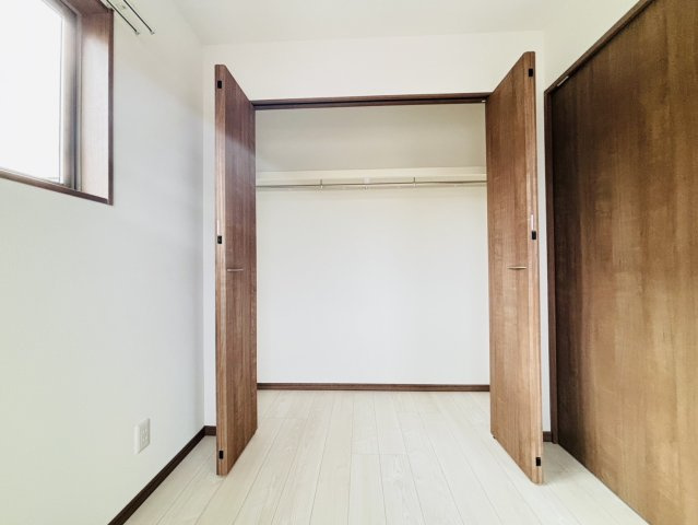 筑紫野市美咲のアパートの収納|別号数タイプ