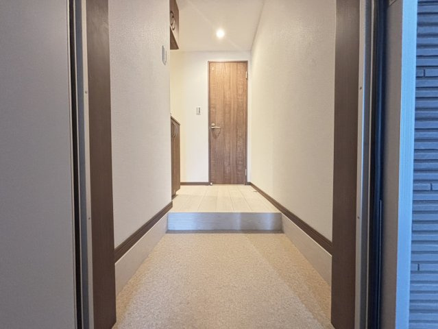 筑紫野市美咲のアパートの玄関|別号数タイプ