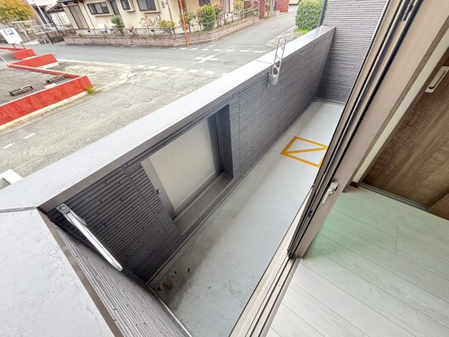 筑紫野市美咲のアパートのバルコニー|別号数タイプ