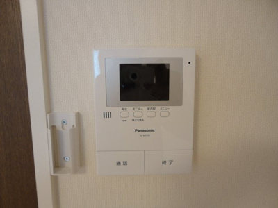 【内装】 | シャントレール | カメラ付インターホン