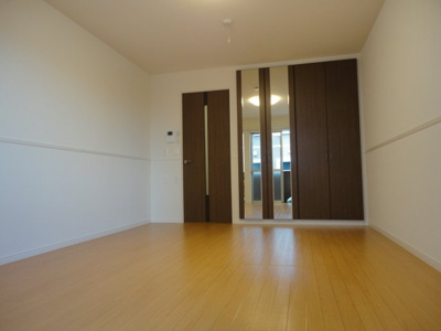 【内装】 | シャントレール | 洋室