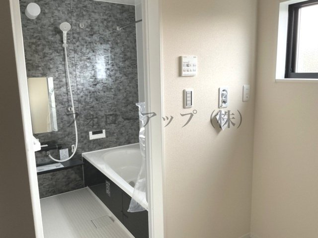 リーブルガーデン水巻町頃末北第三の浴室|コンパクトで使いやすいお風呂です