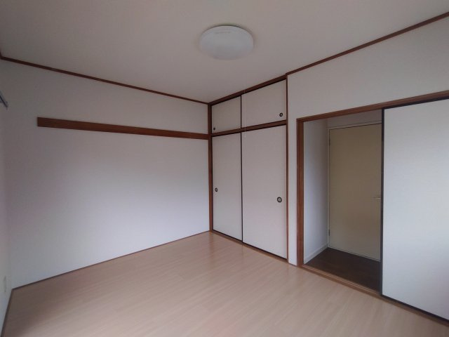 サニーガーデンハウスＡの洋室