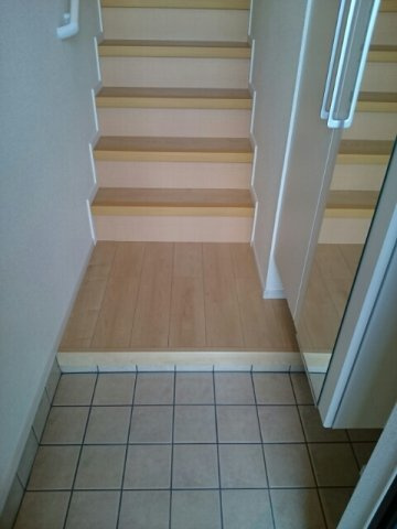 フルールアクアの玄関