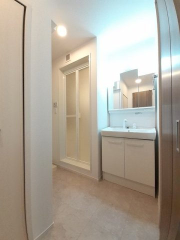 パストラル香音　Ⅲの洗面所|広い洗面スペース