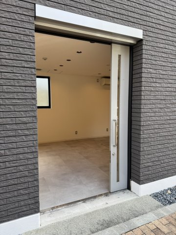 【玄関】 | ワンライト海岸通