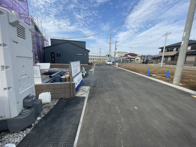 新築戸建・新築建売　大泉町第14寄木戸　西小学校・西中学校の前面道路含む現地写真