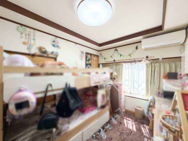 大宅関生町の洋室