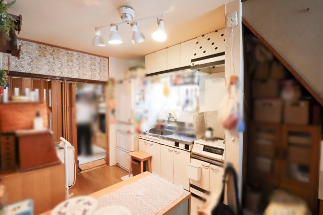 大宅関生町のキッチン