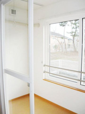 エアリーⅡのバルコニー|内装は落ち着いています