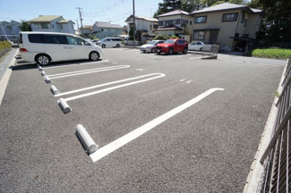 【駐車場】