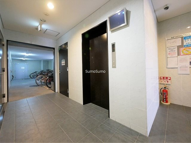 プルミエール南本町のロビー|落ち着いたロビーです