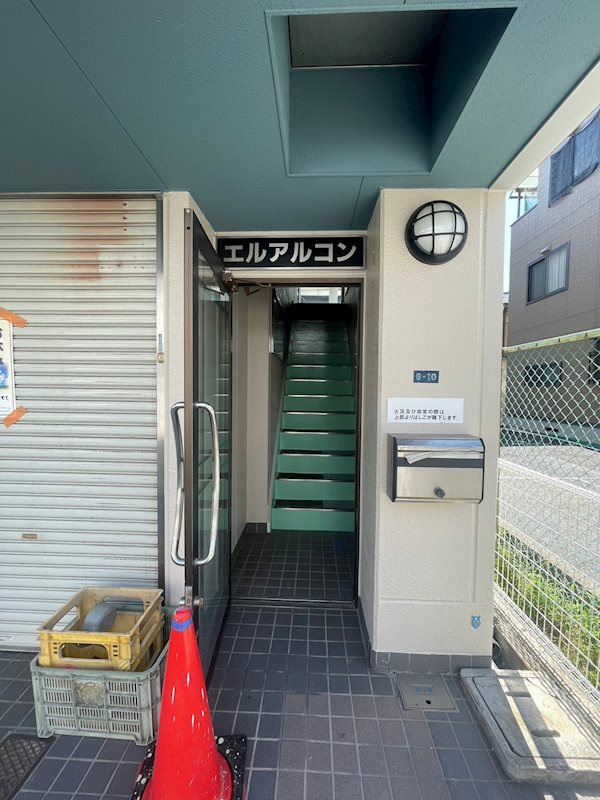 エルアルコンの外観