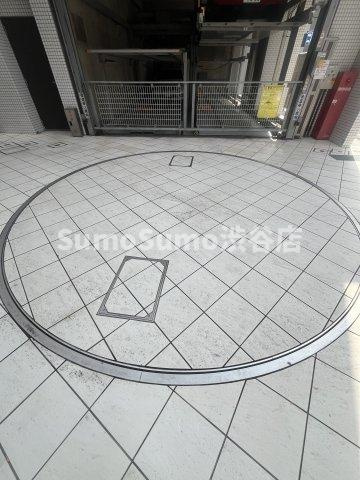 ルフィット神宮北参道の駐車場