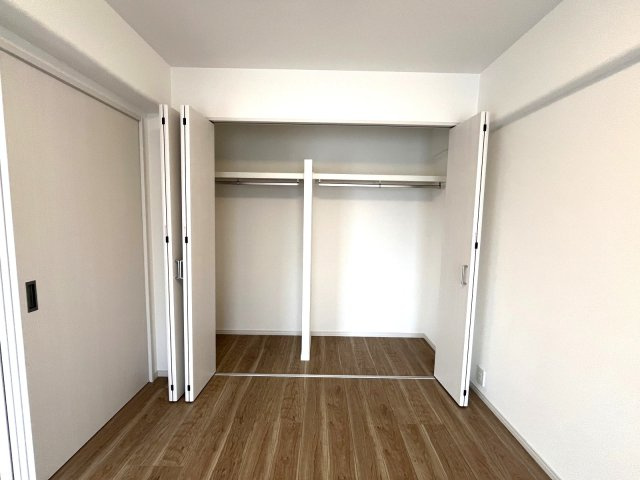 サーパス周船寺の収納|居室の収納が大きくて使いやすそうです！
季節家電や、お洋服が多い方も安心です♪
