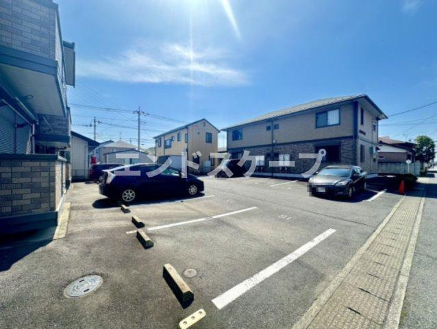 グランリーオ　Ｂの駐車場|高崎、前橋のお部屋探しはエンドスケープまで！お客様の理想お聞かせ下さい♪