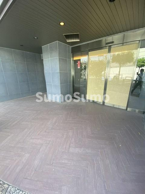 イーグル山手のエントランス|落ち着いたエントランスです