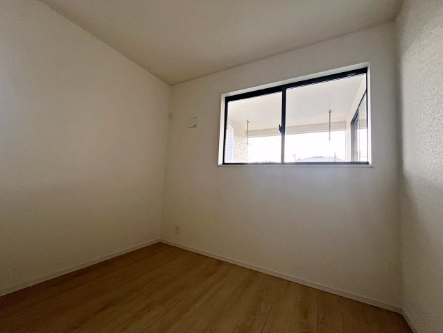 新築戸建・新築建売　二本松市郭内第5　二本松北小・二本松第一中の洋室|シンプルなので様々なテイストのインテリアも合いそうですね！