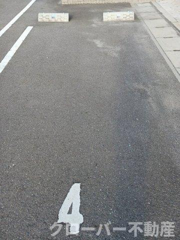 セイバリーロードの駐車場