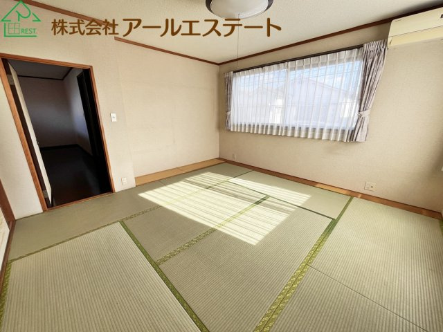 加古川市西神吉町岸　　中古戸建の和室