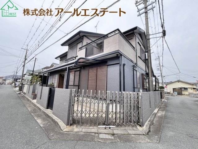 加古川市西神吉町岸　　中古戸建の外観