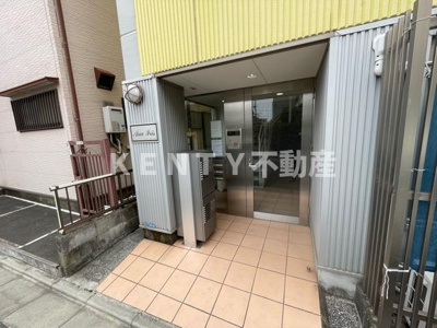 【エントランス】 | アルコイリス | ゆとりのあるエントランスです