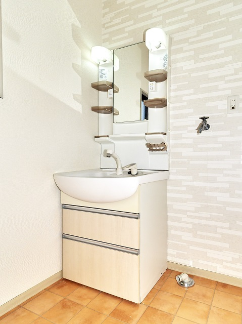 エステート藤木の独立洗面台|洗髪洗面化粧台