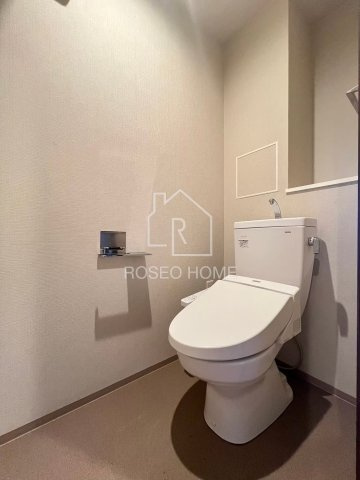 ERBAのトイレ|同マンション別部屋：参考写真